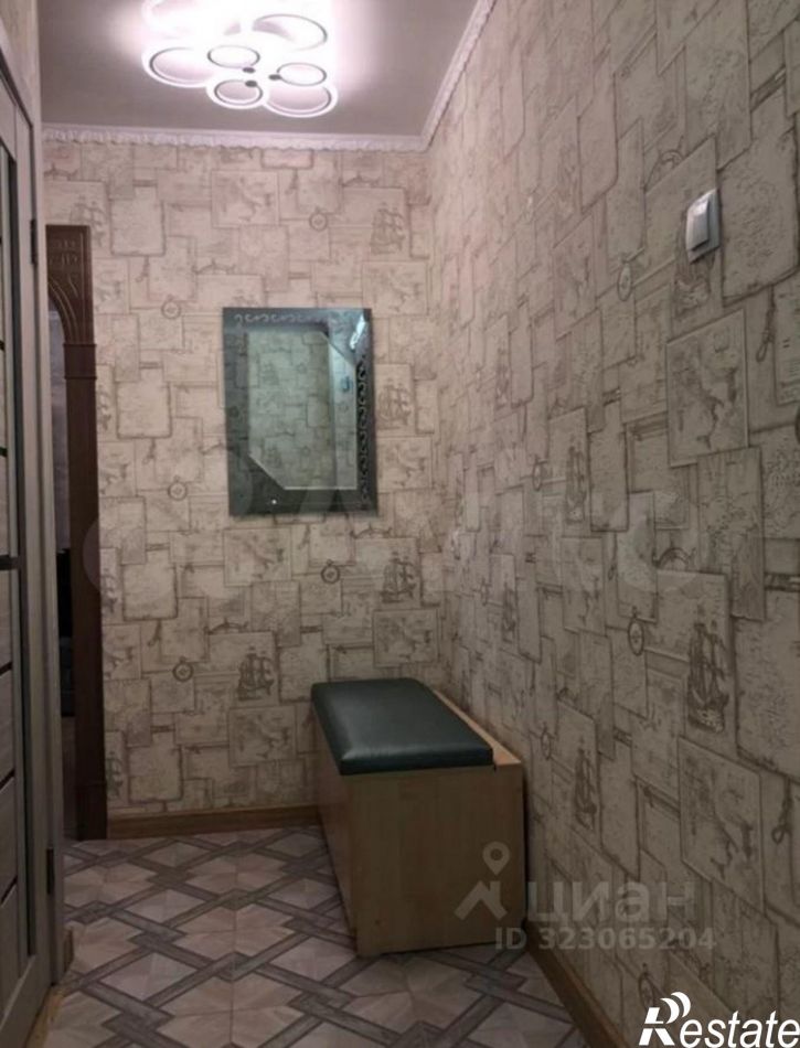 2-комн квартира улица Кирова, 81,  д. 81