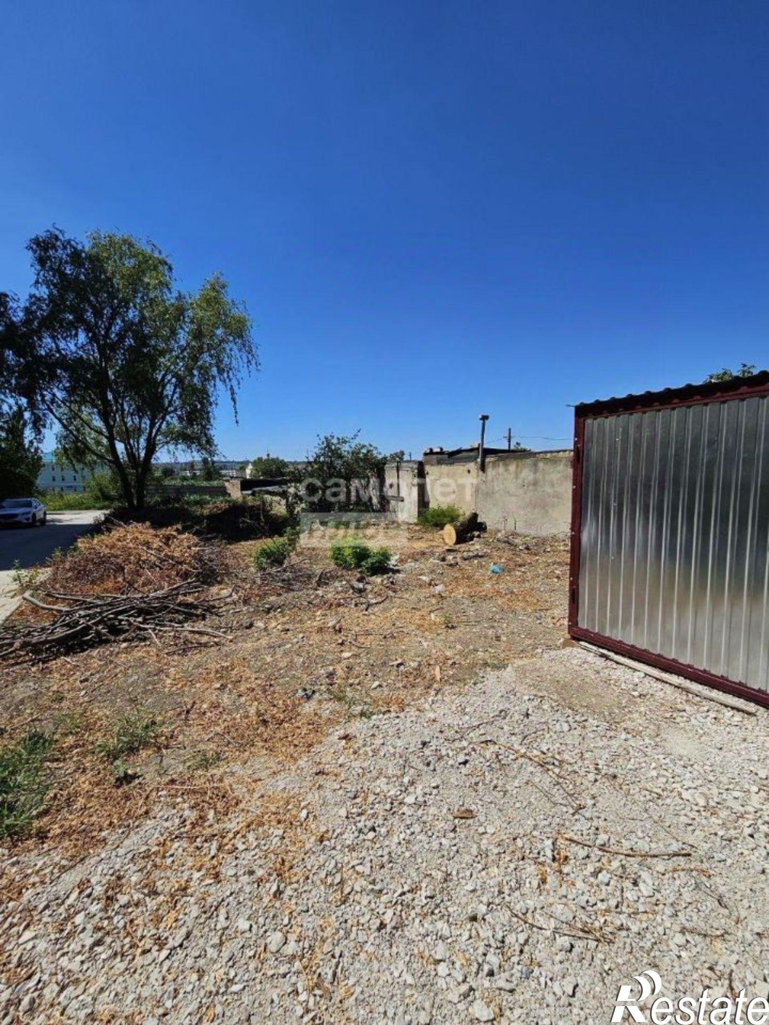 Купить гараж, место в паркинге за 300 000 рублей на ул Дмитрия Донского, 3