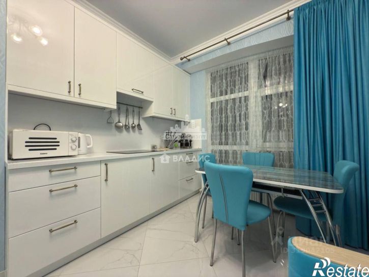 4-комн квартира ул Свердлова, 56,  д. 56