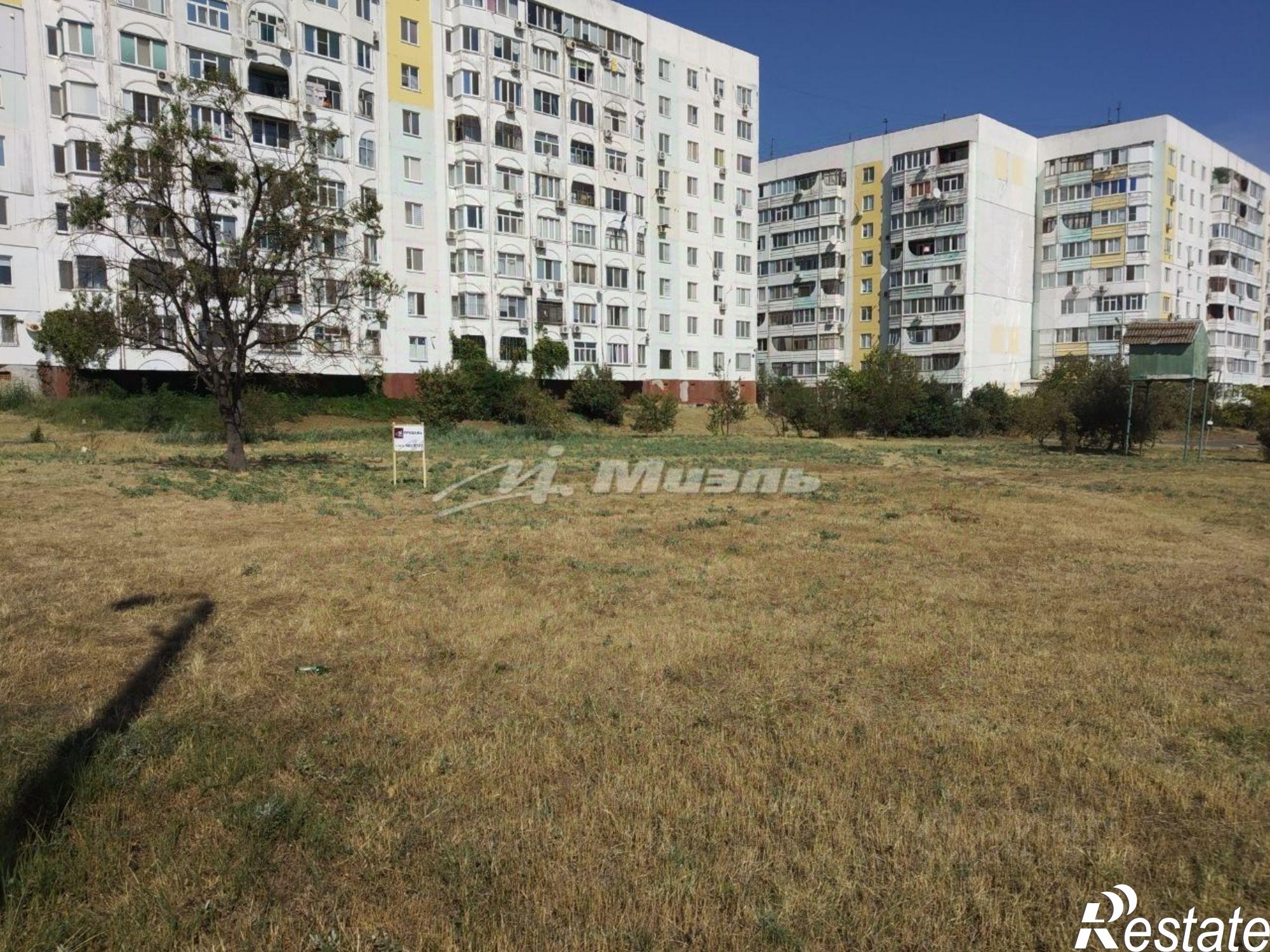 Купить торговое помещение за 12 000 000 рублей на ул Буденного, 32