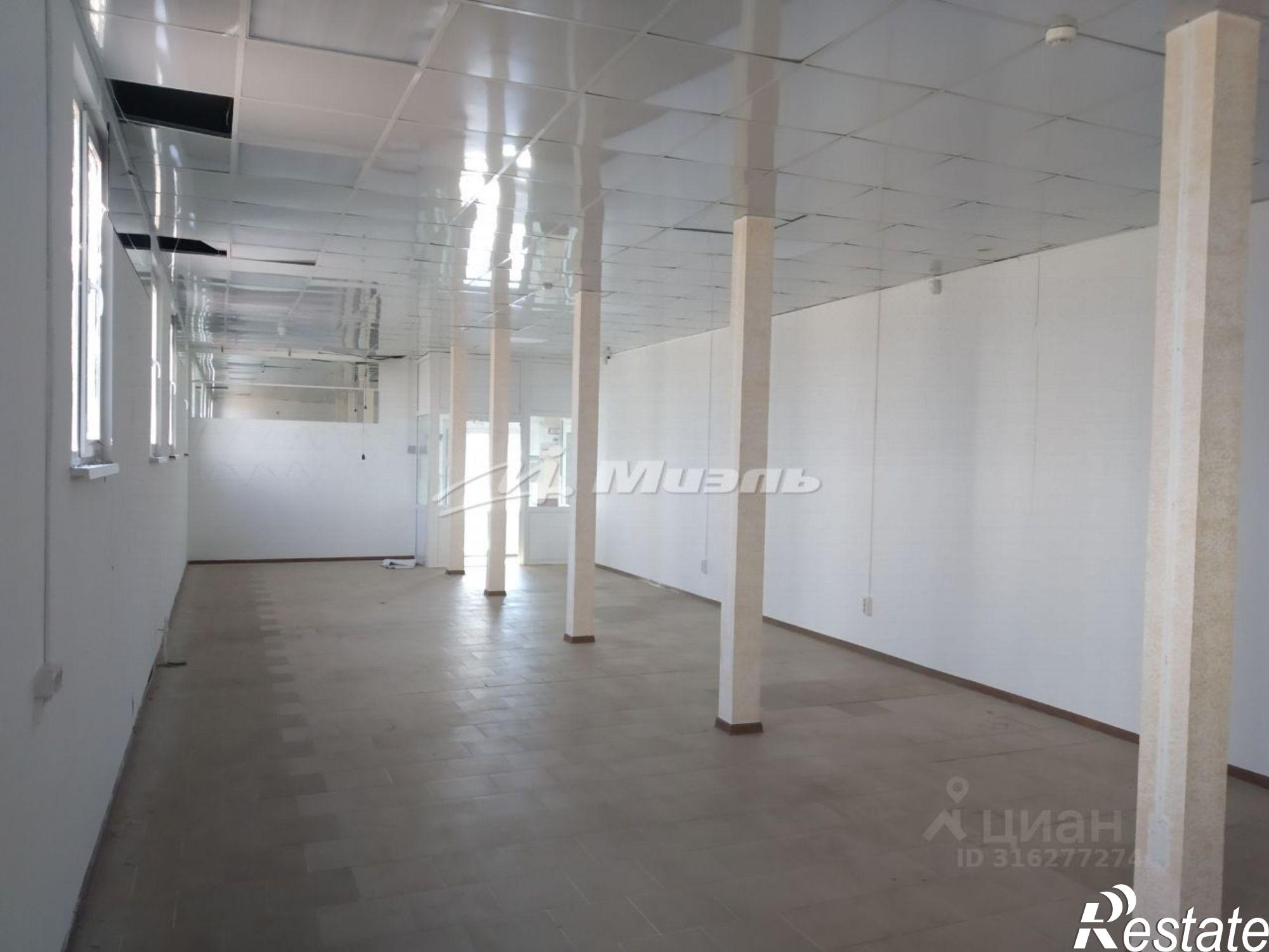 Купить торговое помещение за 12 000 000 рублей на ул Буденного, 32