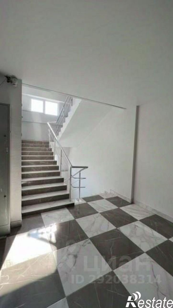 3-комн квартира улица Свердлова, 21,  д. 21