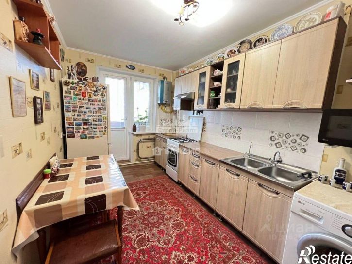 3-комн квартира улица Генерала Петрова, 10,  д. 10