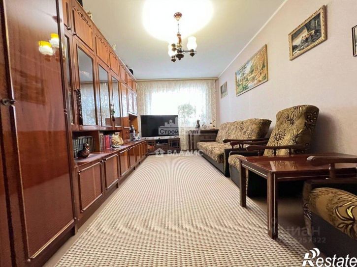 3-комн квартира улица Генерала Петрова, 10,  д. 10