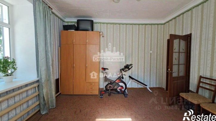 3-комн квартира улица Суворова, 15,  д. 15