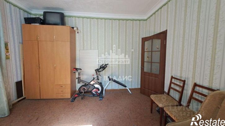 3-комн квартира улица Суворова, 15,  д. 15