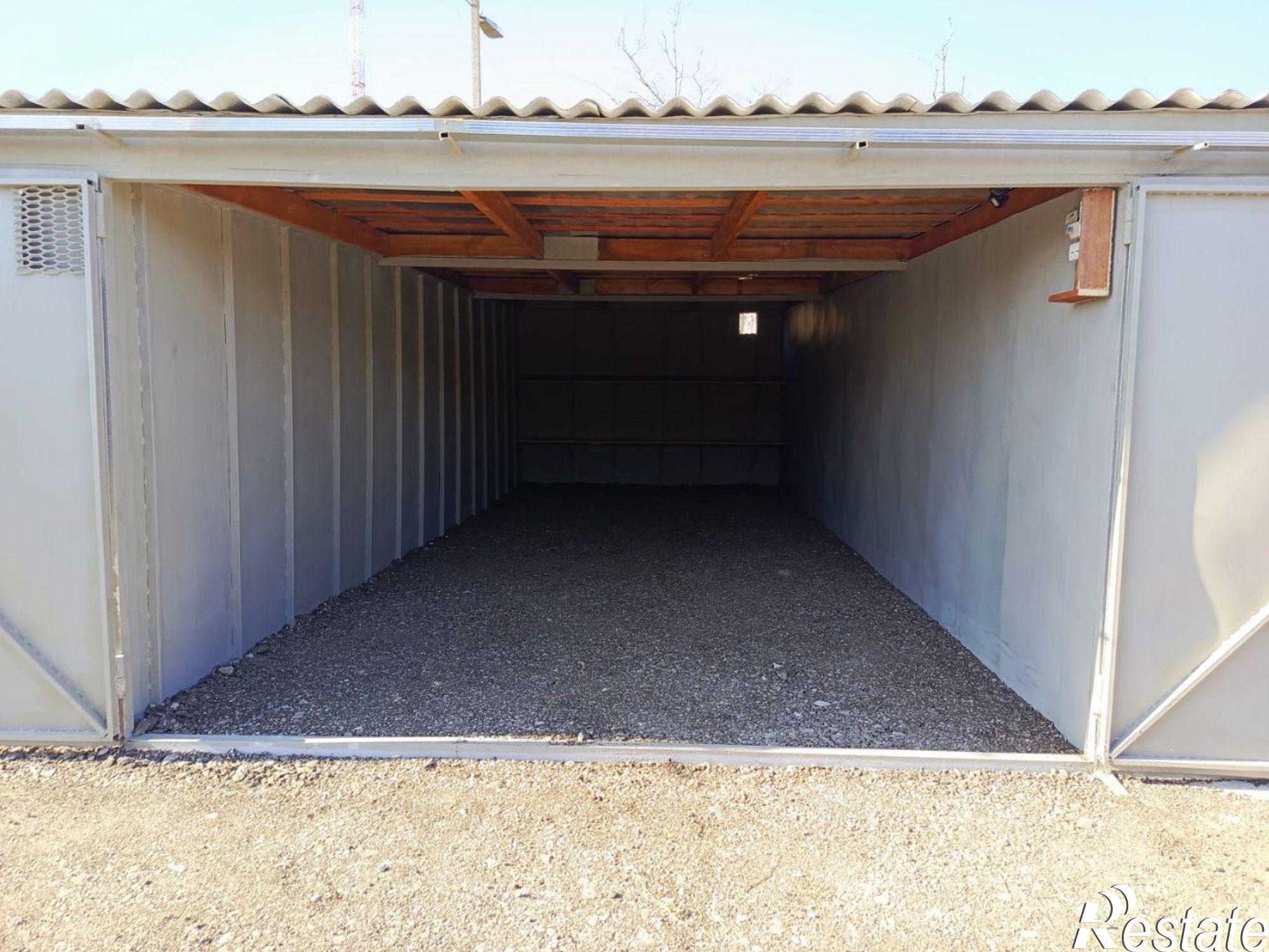 Сдать гараж, место в паркинге за 4 502 рублей на ул Орджоникидзе, 136