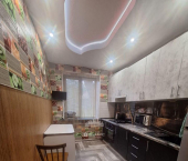 3-комн, 71кв м, этаж 1/2 ул Крупской, 35