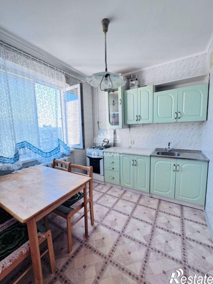 2-комн квартира улица Генерала Петрова, 14,  д. 14