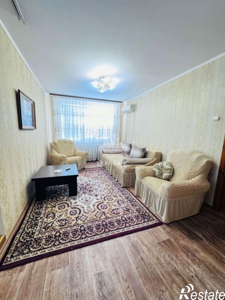 2-комн квартира улица Генерала Петрова, 14,  д. 14