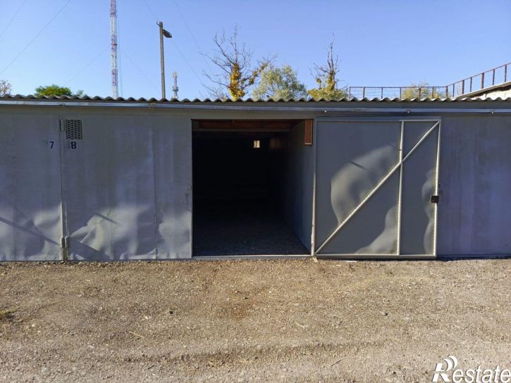 Гараж/парковка ул Орджоникидзе, 136,  д. 136