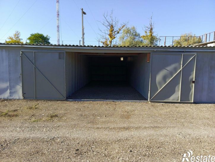 Гараж/парковка ул Орджоникидзе, 136,  д. 136