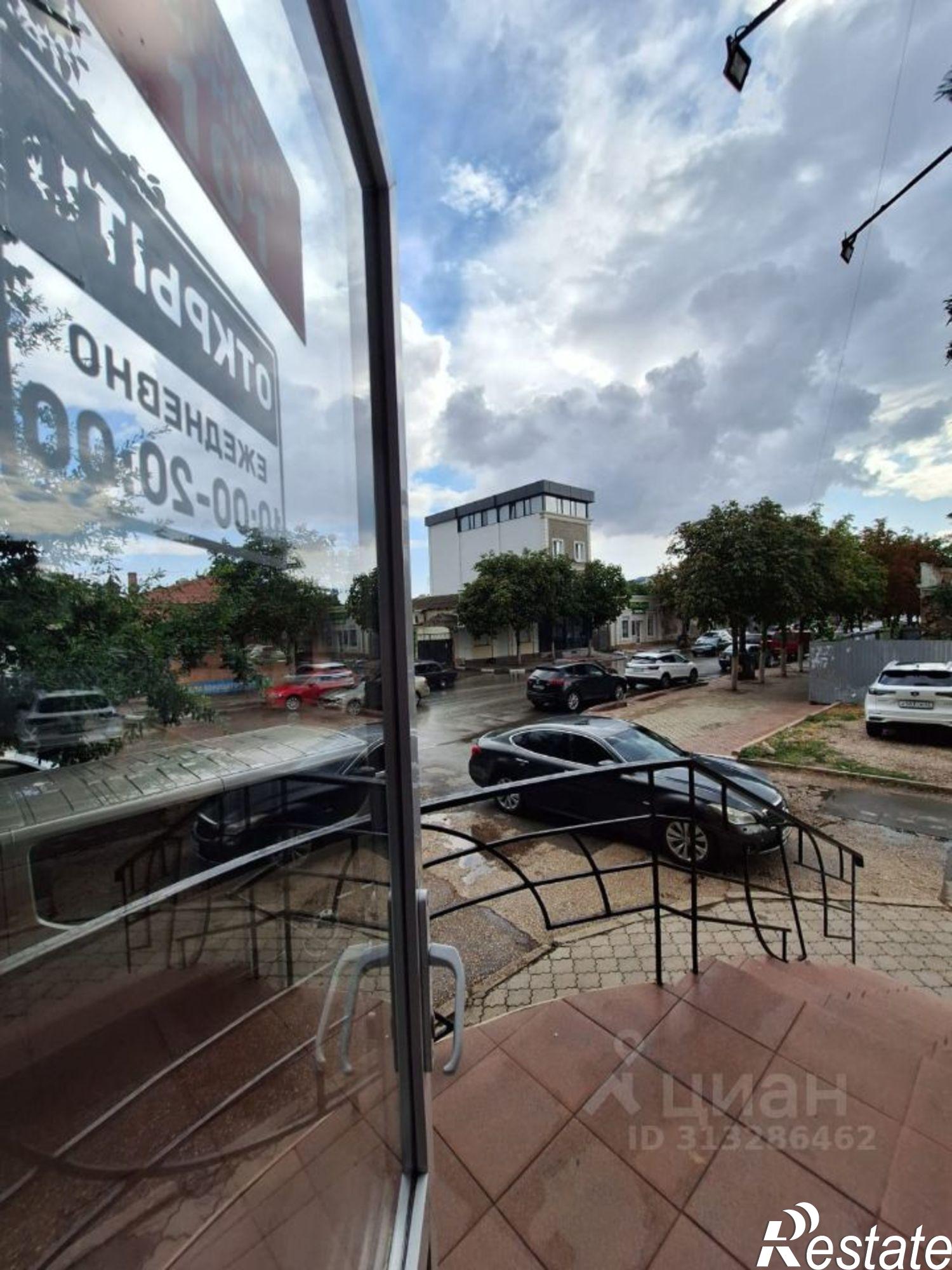 Купить помещение свободного назначения за 9 700 060 рублей на ул Карла Маркса, 10