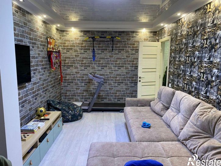 3-комн квартира улица Ворошилова, 13,  д. 13