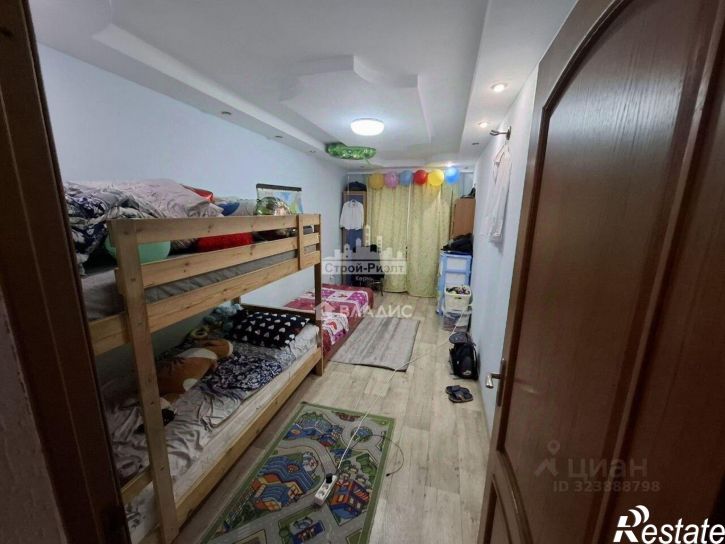 3-комн квартира улица Горького, 12,  д. 12