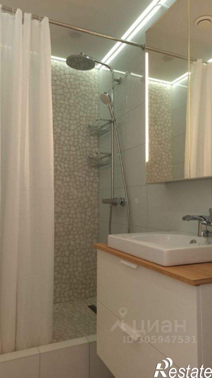 3-комн квартира улица Кирова, 165,  д. 165