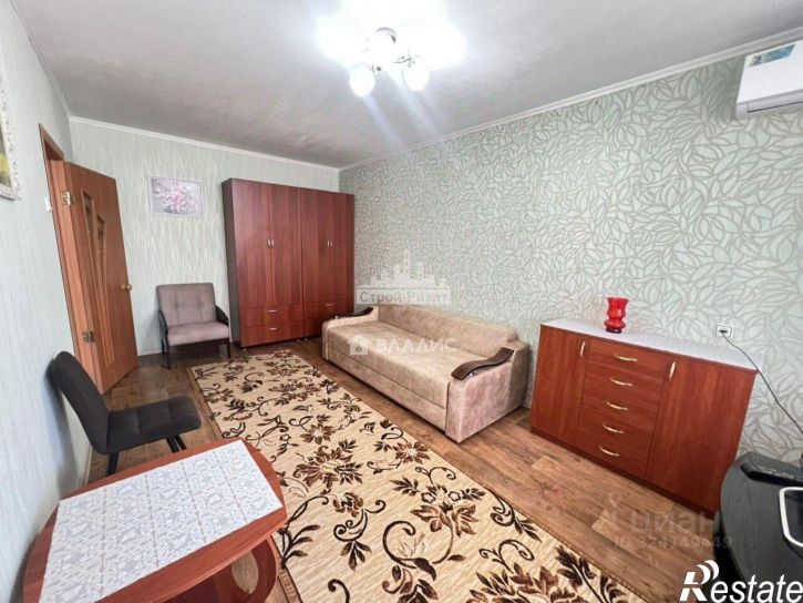 1-комн квартира ул Генерала Петрова, 14,  д. 14