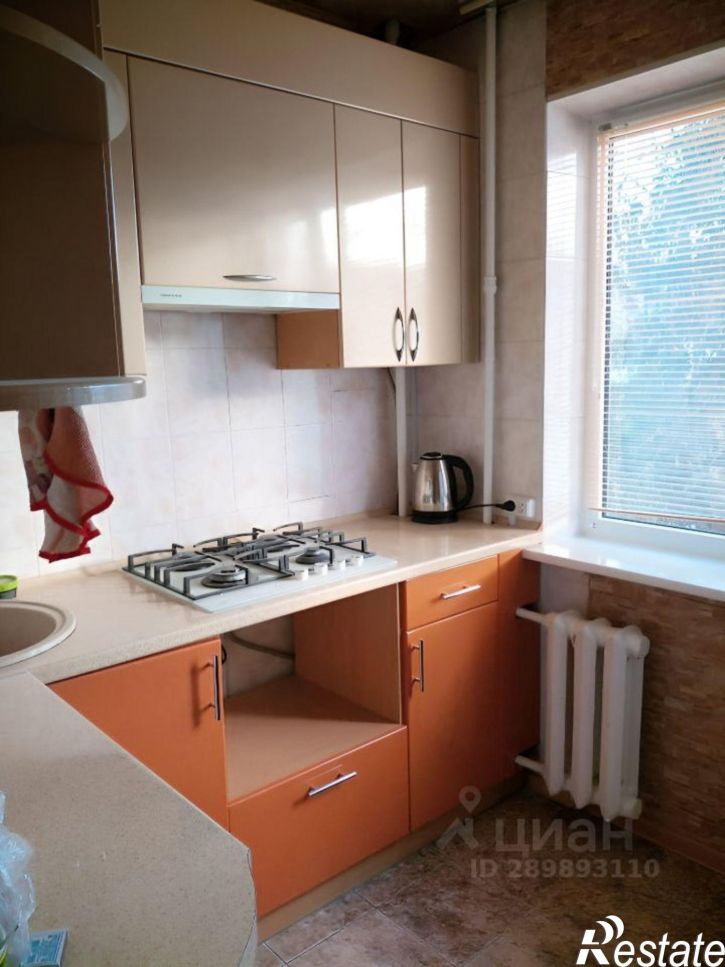 2-комн квартира улица Комарова, 2,  д. 2