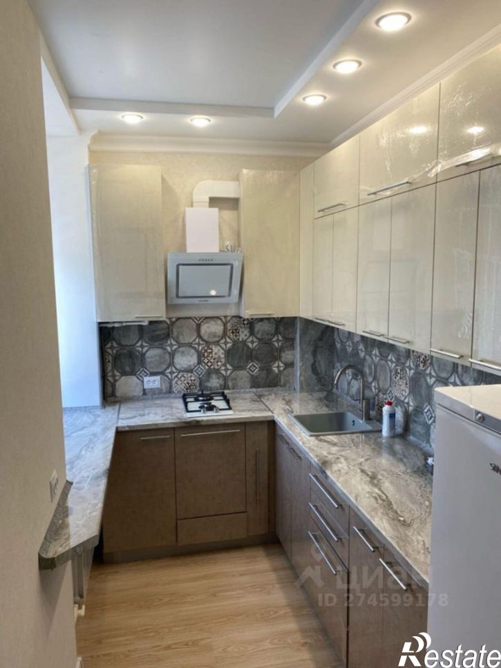 2-комн квартира ул Самойленко, 27,  д. 27