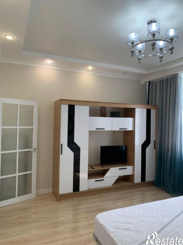 2-комн квартира ул Самойленко, 27,  д. 27