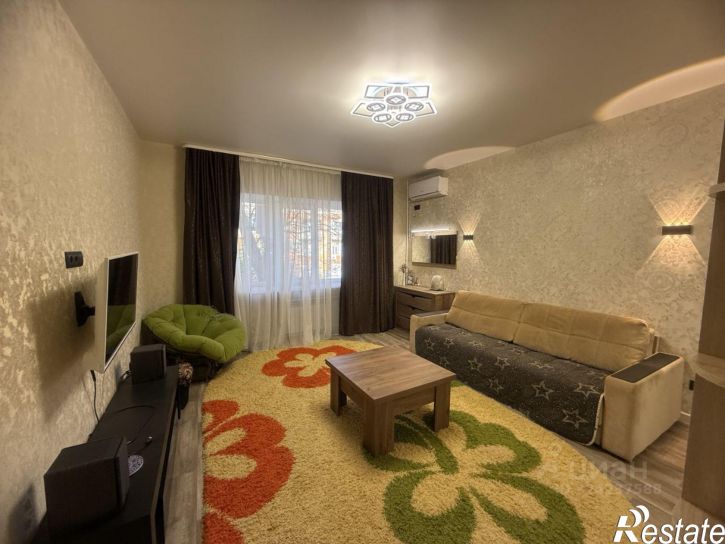 2-комн квартира ул Нестерова, 5,  д. 5