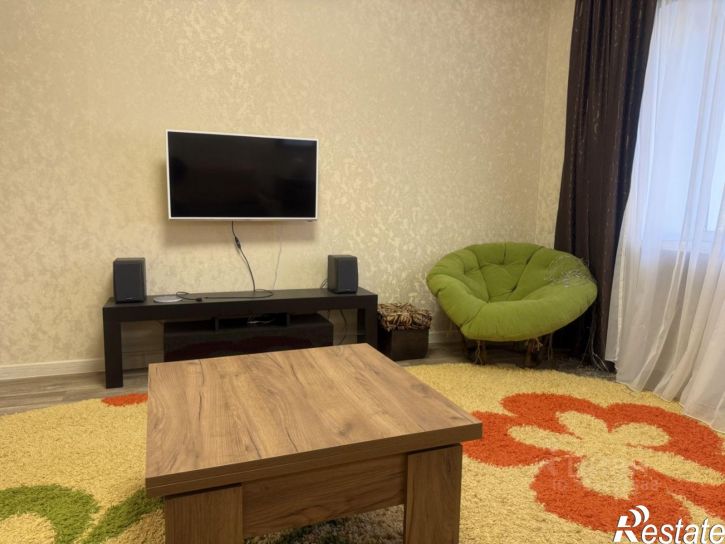 2-комн квартира ул Нестерова, 5,  д. 5