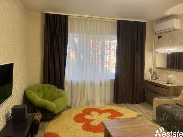 2-комн квартира ул Нестерова, 5,  д. 5