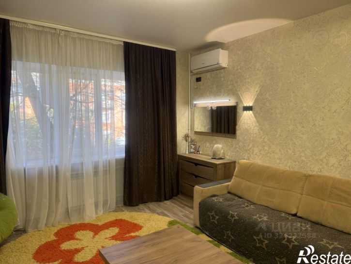 2-комн квартира ул Нестерова, 5,  д. 5