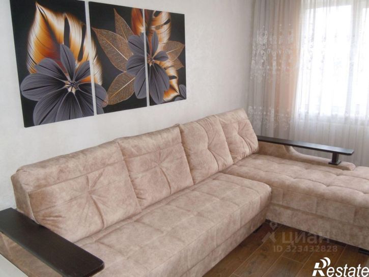 3-комн квартира ул Блюхера, 15,  д. 15