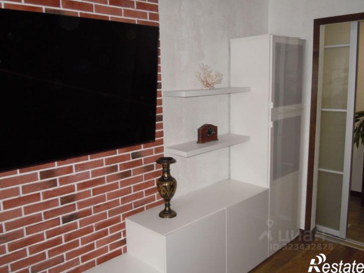 3-комн квартира ул Блюхера, 15,  д. 15