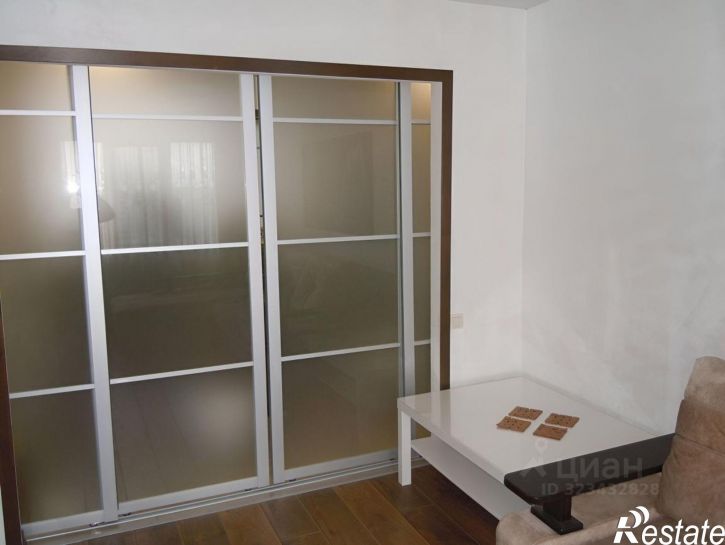 3-комн квартира ул Блюхера, 15,  д. 15