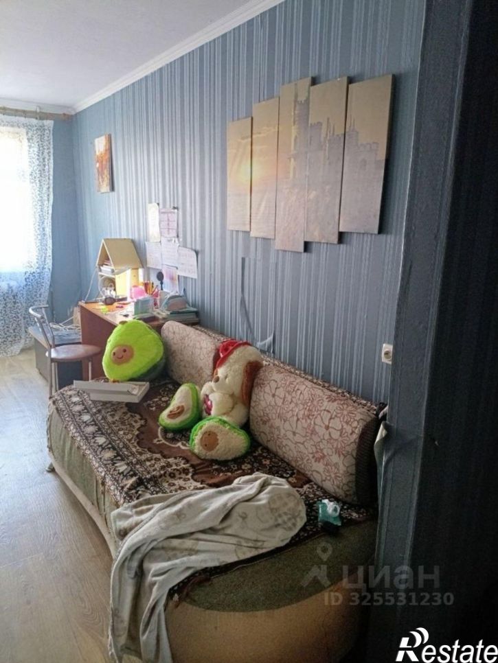 3-комн квартира улица Сморжевского, 3,  д. 3