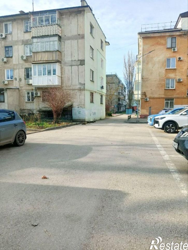 Гараж/парковка улица Юных Ленинцев, 4,  д. 4