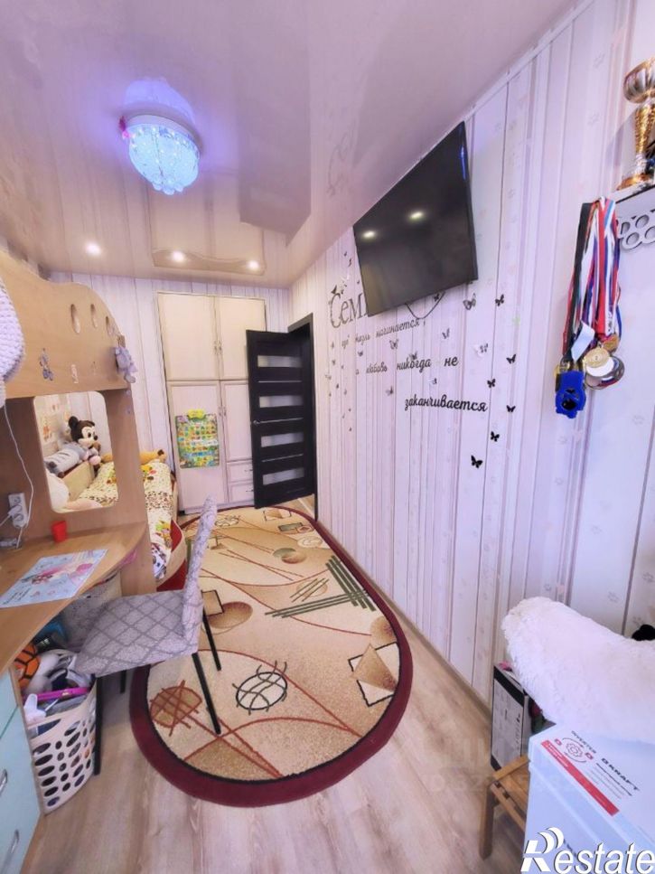 3-комн квартира улица Мирошника, 12,  д. 12