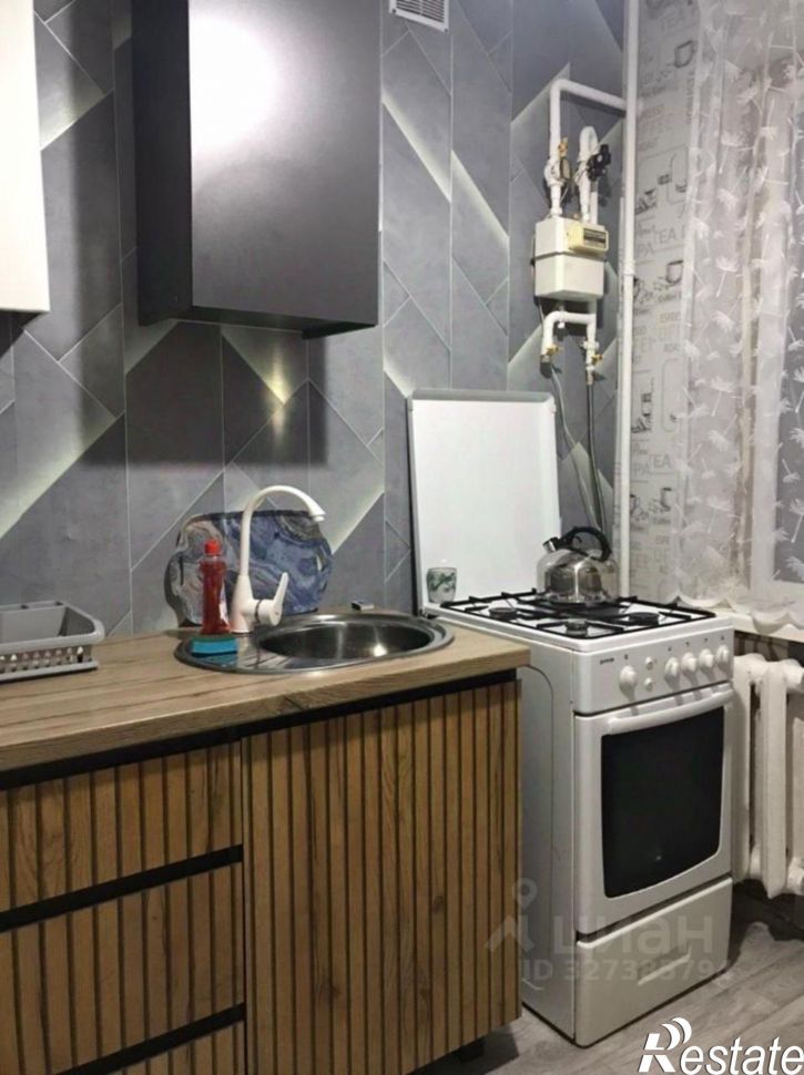 2-комн квартира Юннатов пер, 18,  д. 18
