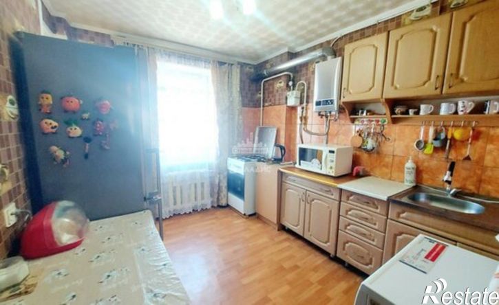 3-комн квартира улица Самойленко, 14,  д. 14