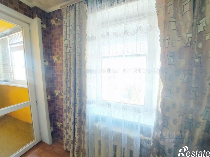 3-комн квартира ул Самойленко, 14,  д. 14