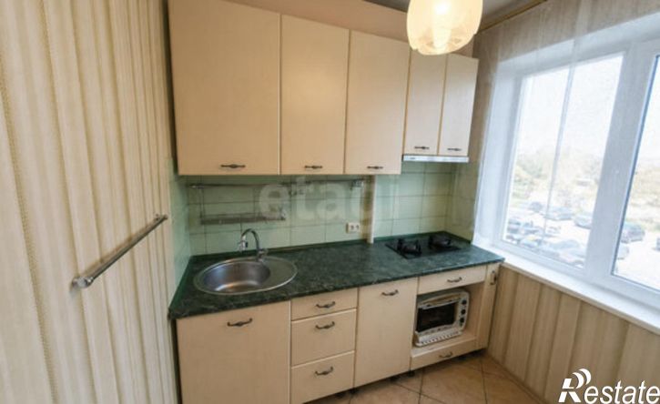 3-комн квартира Вишнёвая улица, 1,  д. 1