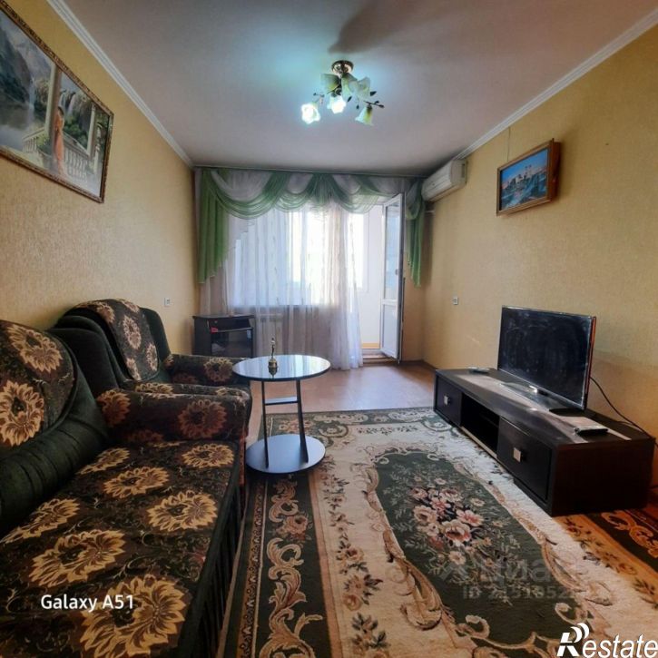 1-комн квартира улица Генерала Петрова, 74,  д. 74