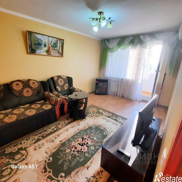 1-комн квартира улица Генерала Петрова, 74,  д. 74