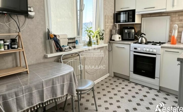 1-комн квартира ул Генерала Петрова, 76,  д. 76
