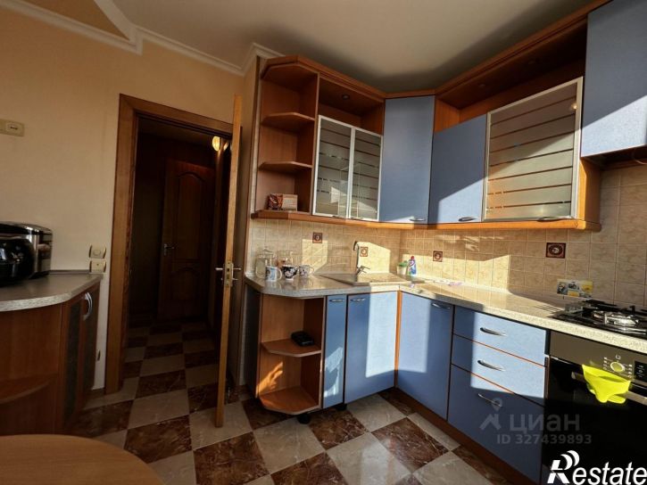 2-комн квартира улица Генерала Петрова, 6,  д. 6