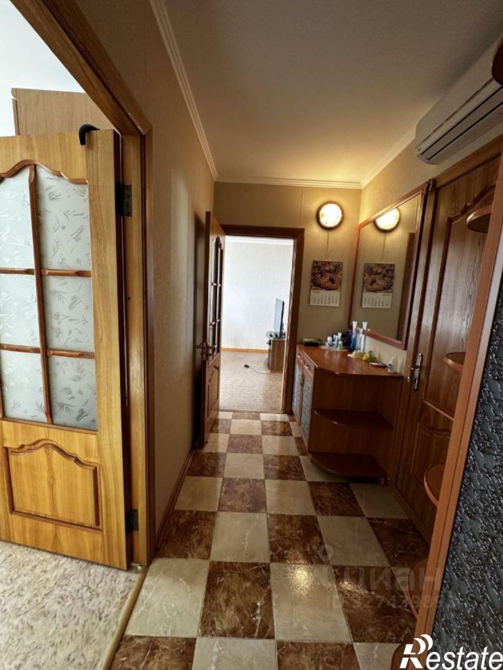 2-комн квартира улица Генерала Петрова, 6,  д. 6