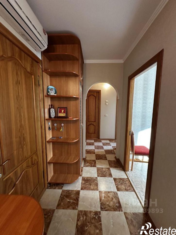 2-комн квартира улица Генерала Петрова, 6,  д. 6