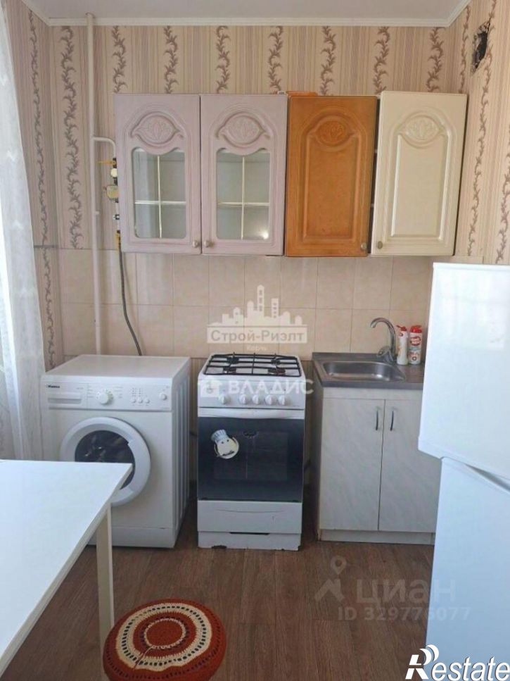1-комн квартира улица Сморжевского, 1,  д. 1