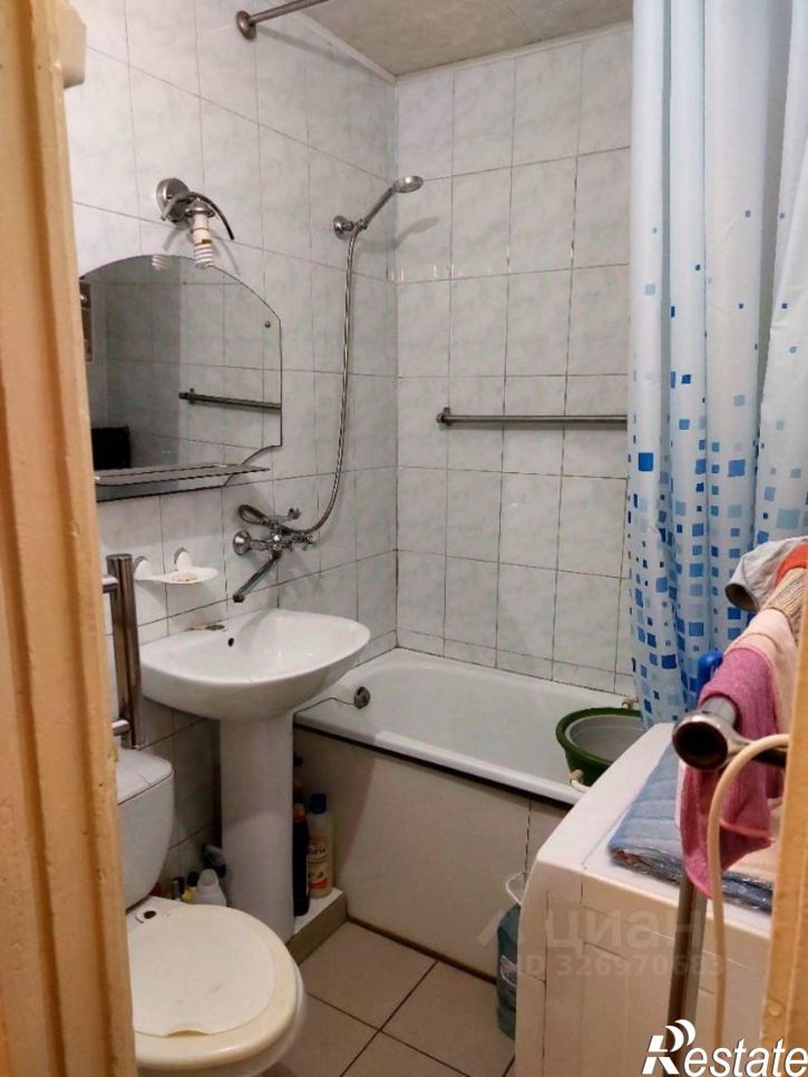 3-комн квартира улица Юных Ленинцев, 17,  д. 17