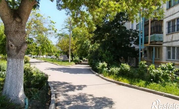 3-комн квартира улица Войкова, 13,  д. 13