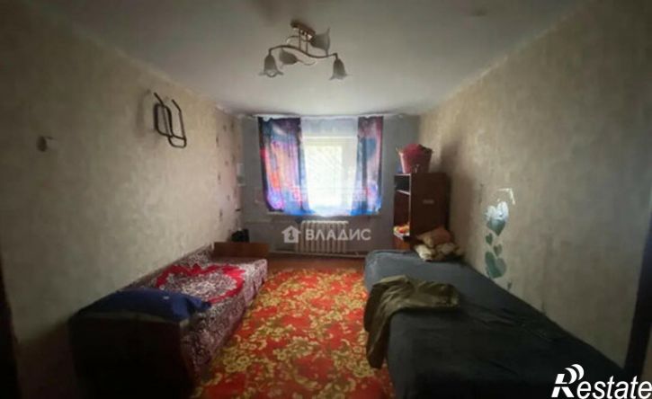 2-комн квартира улица Клары Цеткин, 15,  д. 15