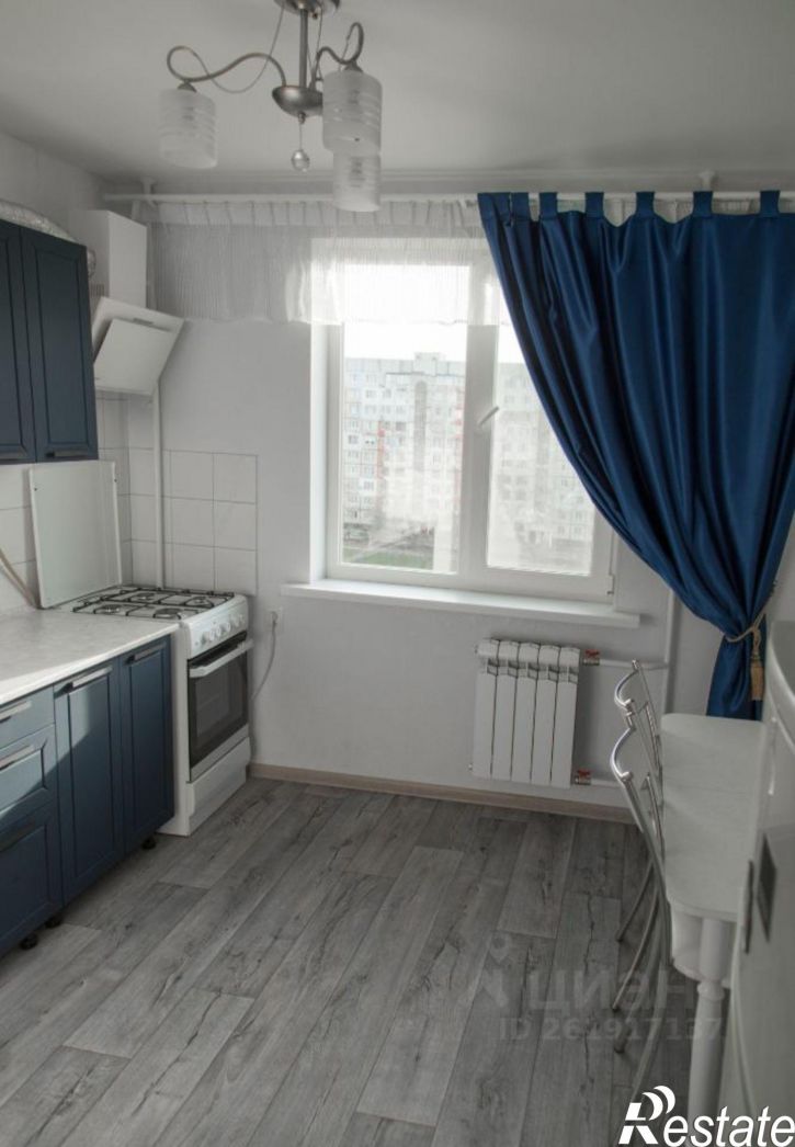 2-комн квартира улица Генерала Петрова, 10,  д. 10