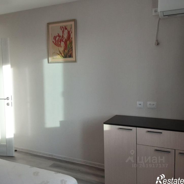 2-комн квартира улица Генерала Петрова, 10,  д. 10